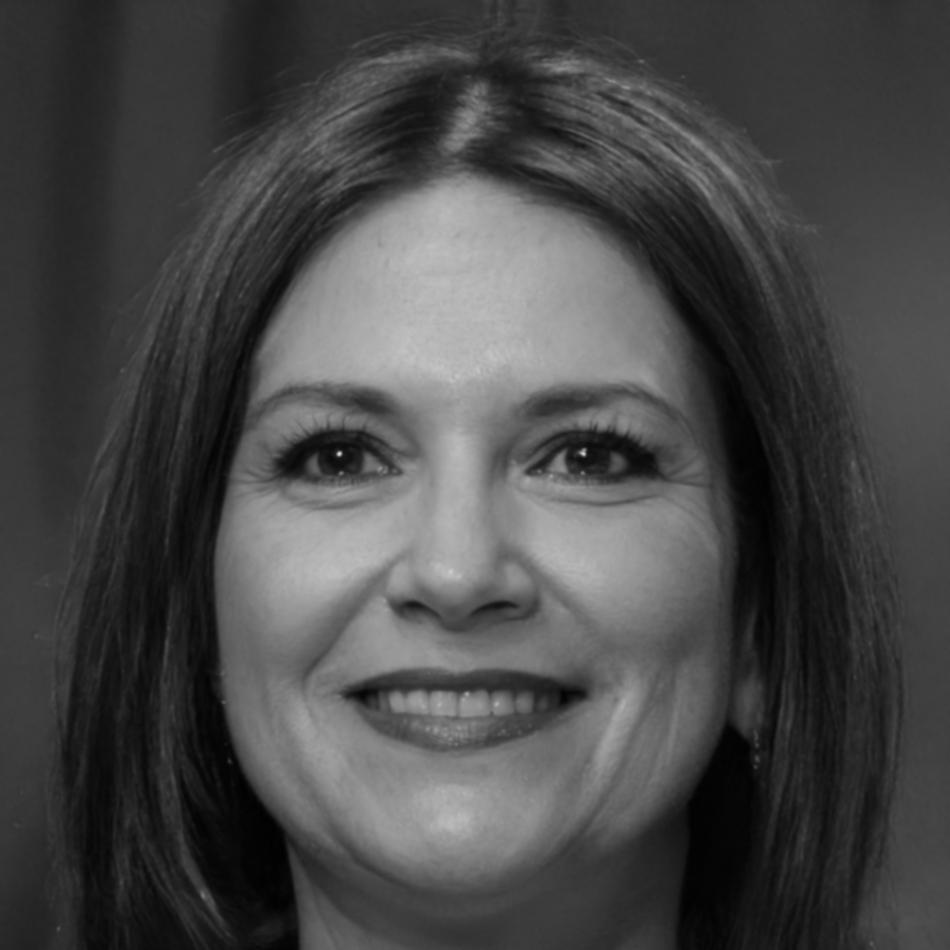 Retrato profesional de Celestina Mora